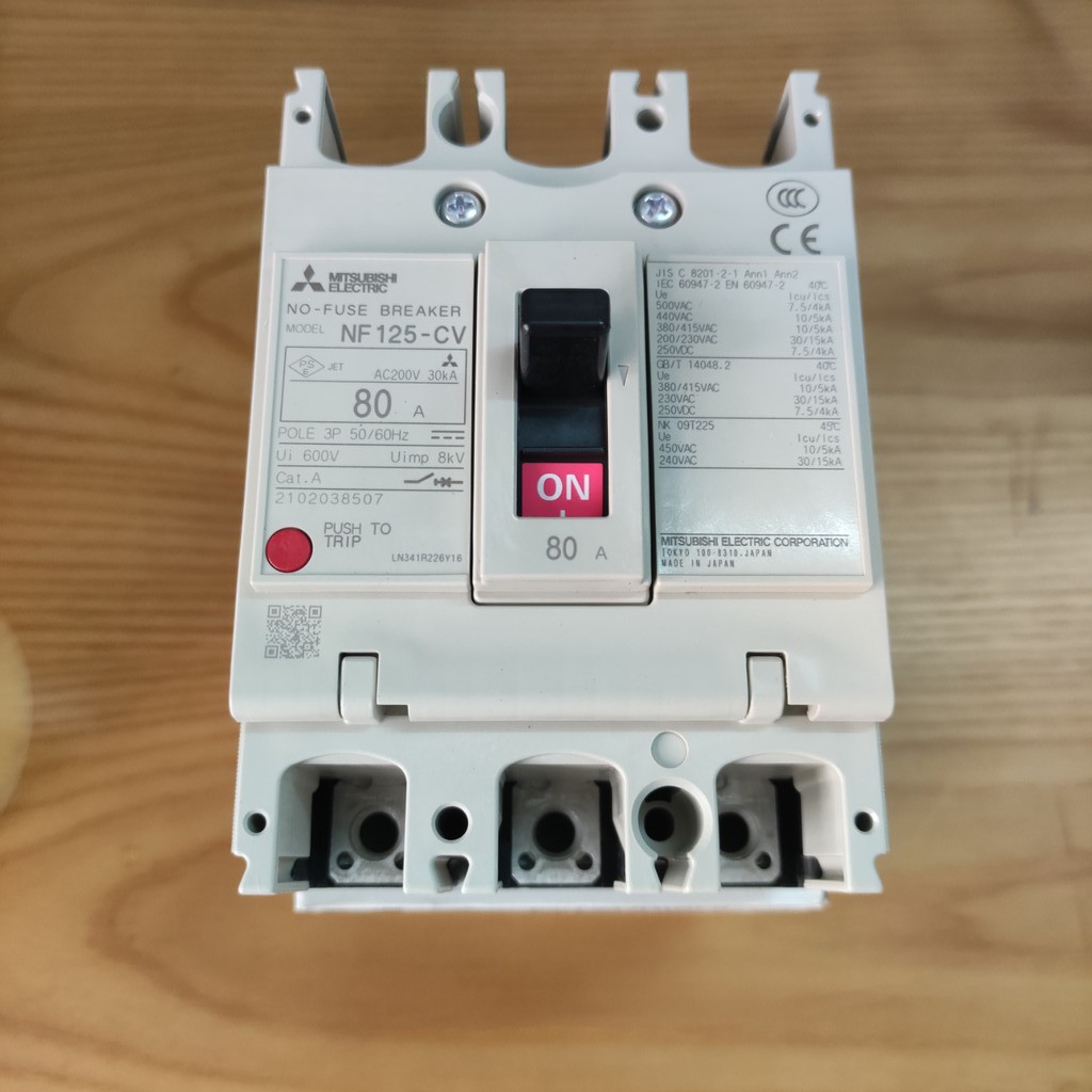 MCCB Mitsubishi Aptomat khối Nhật Bản