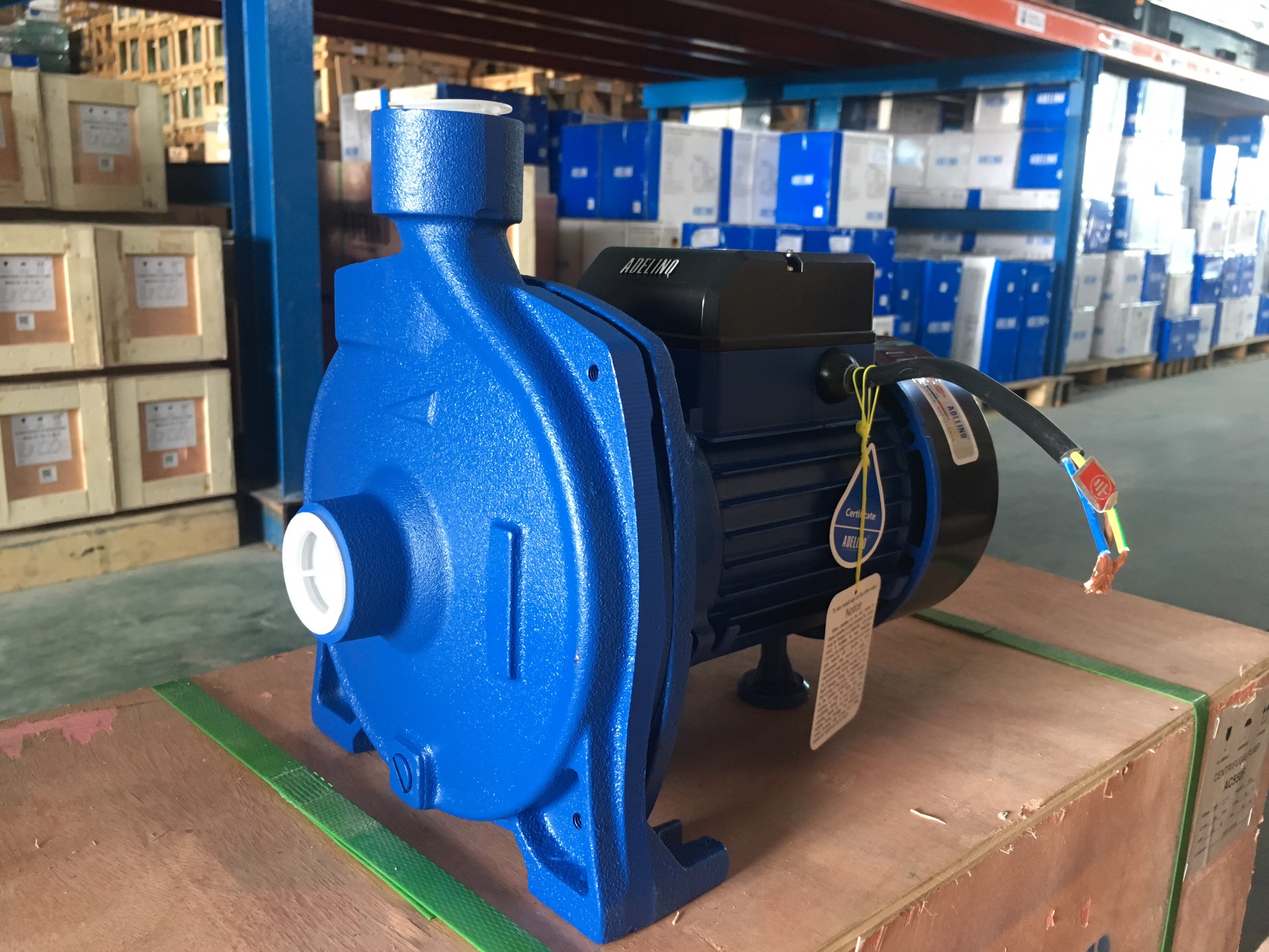 Máy bơm nước 1 pha 0.75HP Adelino ACm55
