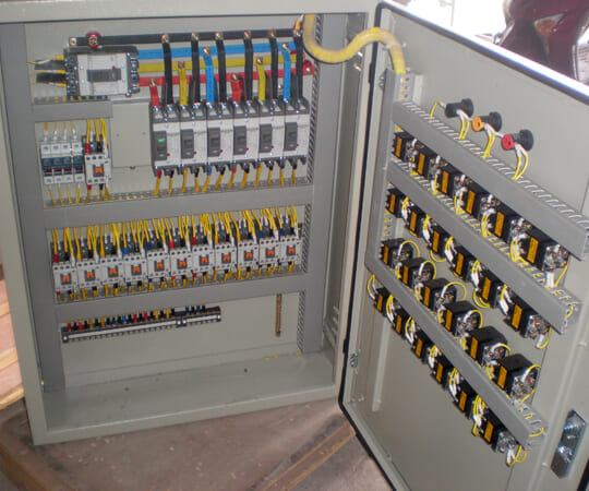 Tủ điều khiển bơm 3 pha